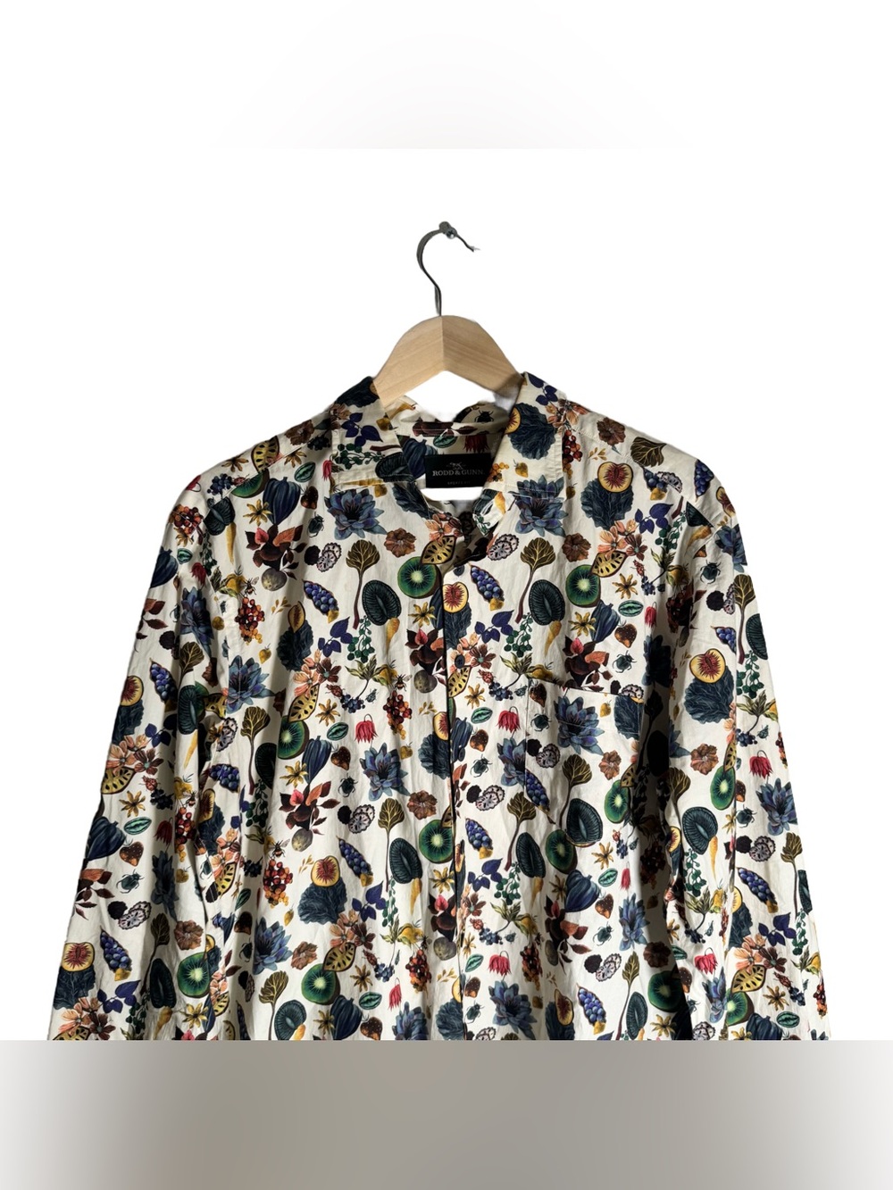 Rodd and Gunn Men's XL Floral Fruit Button Up Shirt Eclectic Italian Cotton Top - Picture 2 of 7